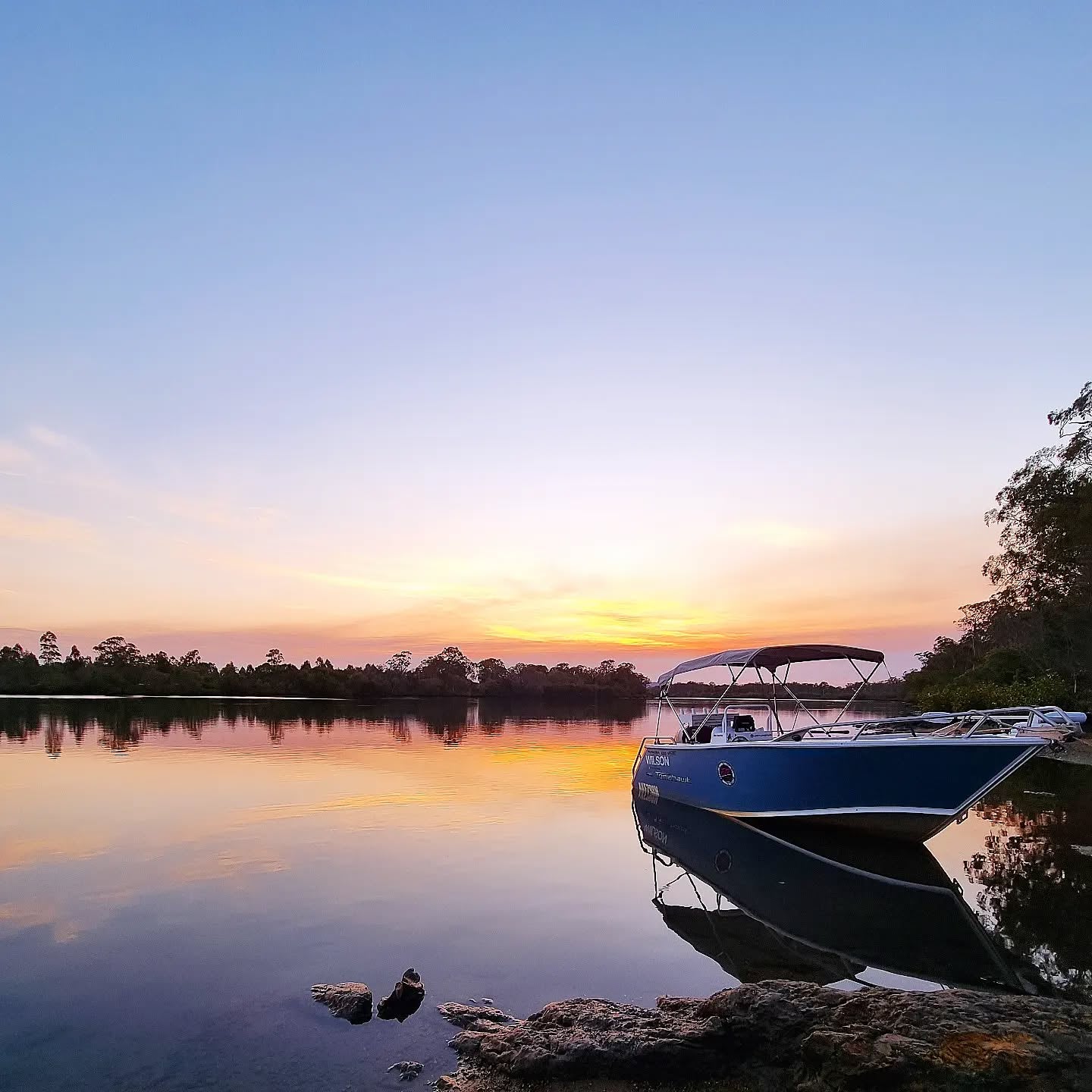 4 Bow Classic Bimini Top – Aluminium